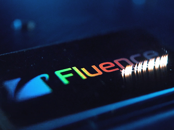 ʹFluence뼤΢ӹ